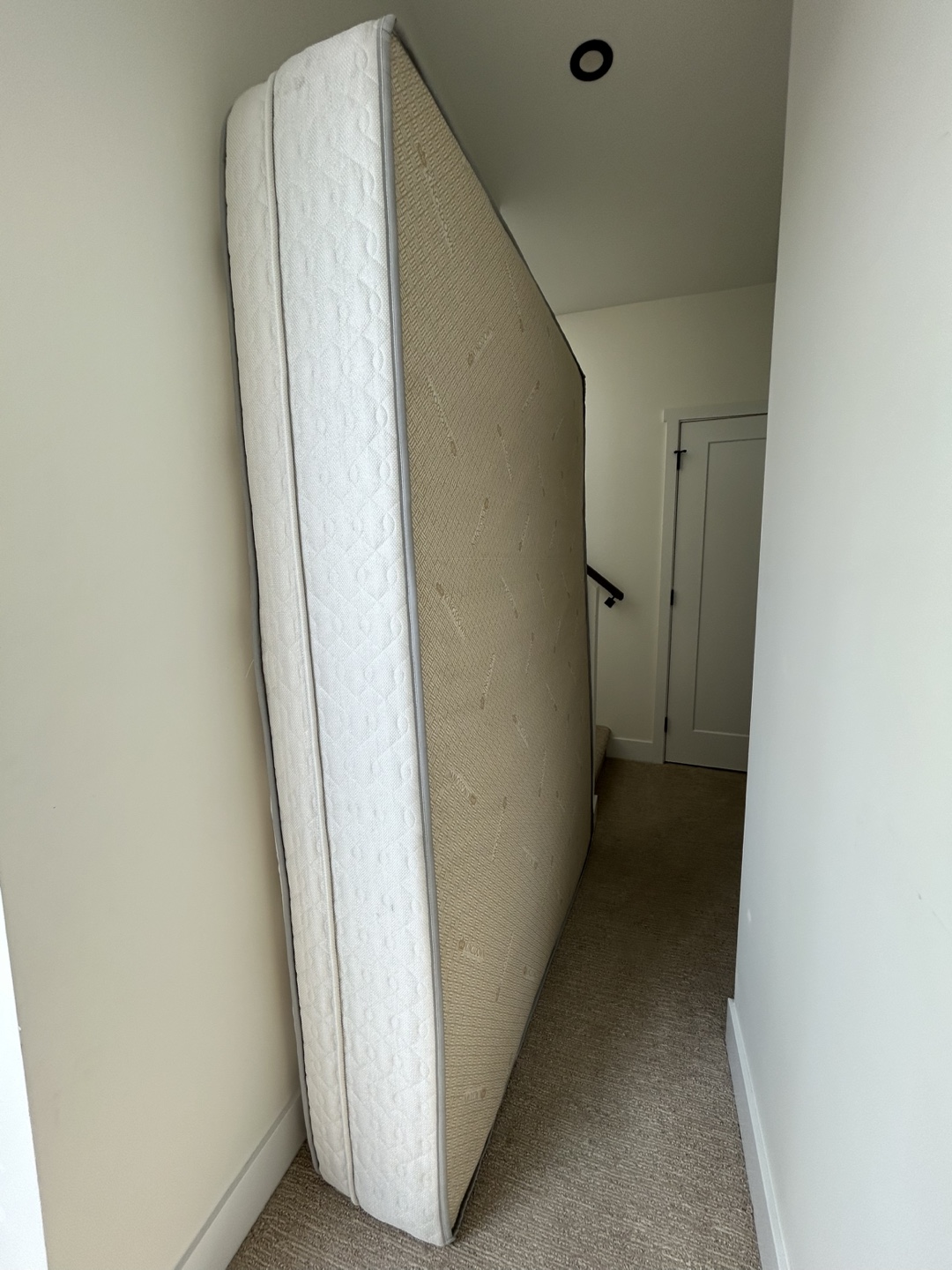 Queen size Kingsdown Sedona Mattress - photo 4