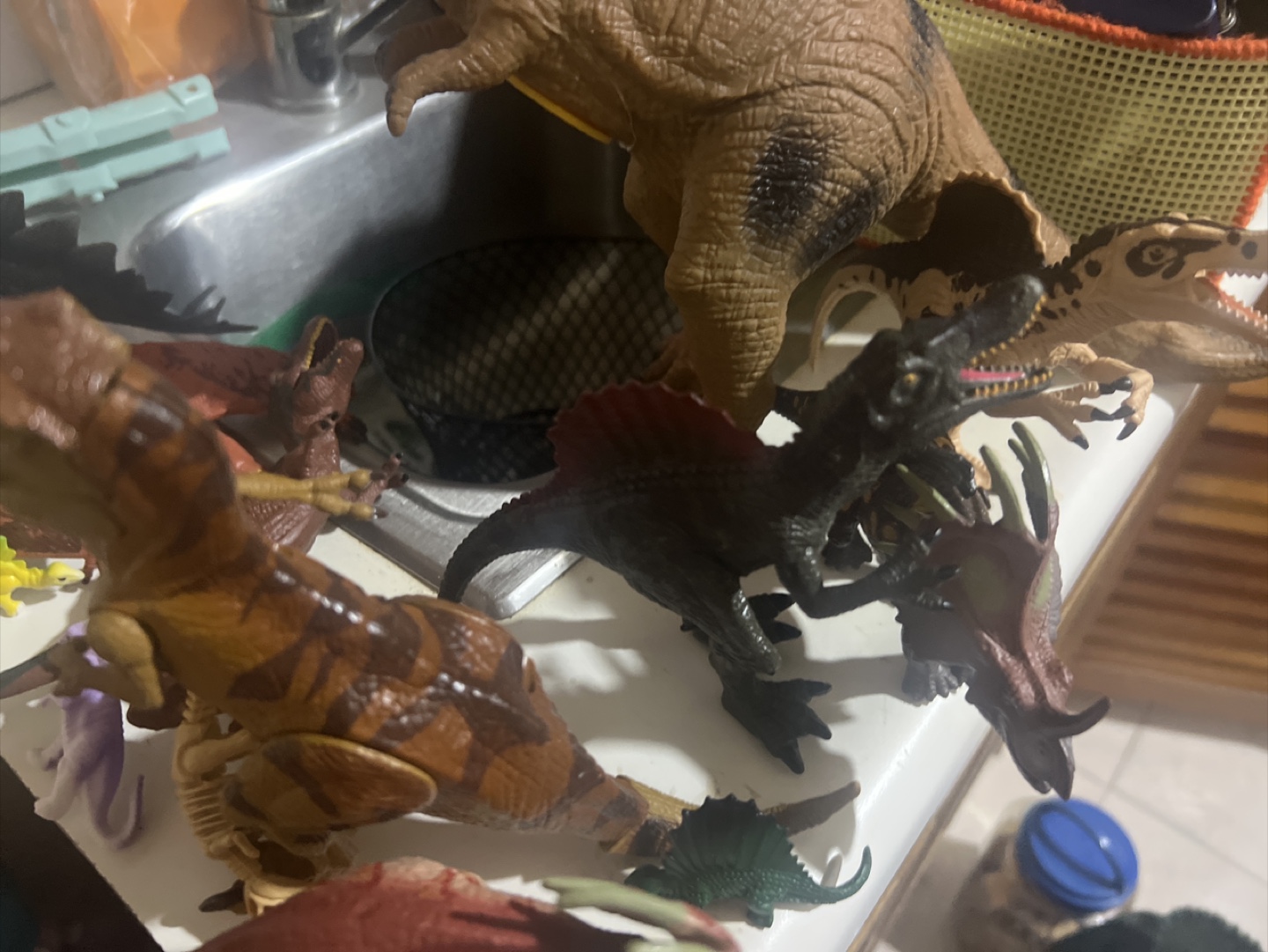 Dinosaur Action Figures - photo 3