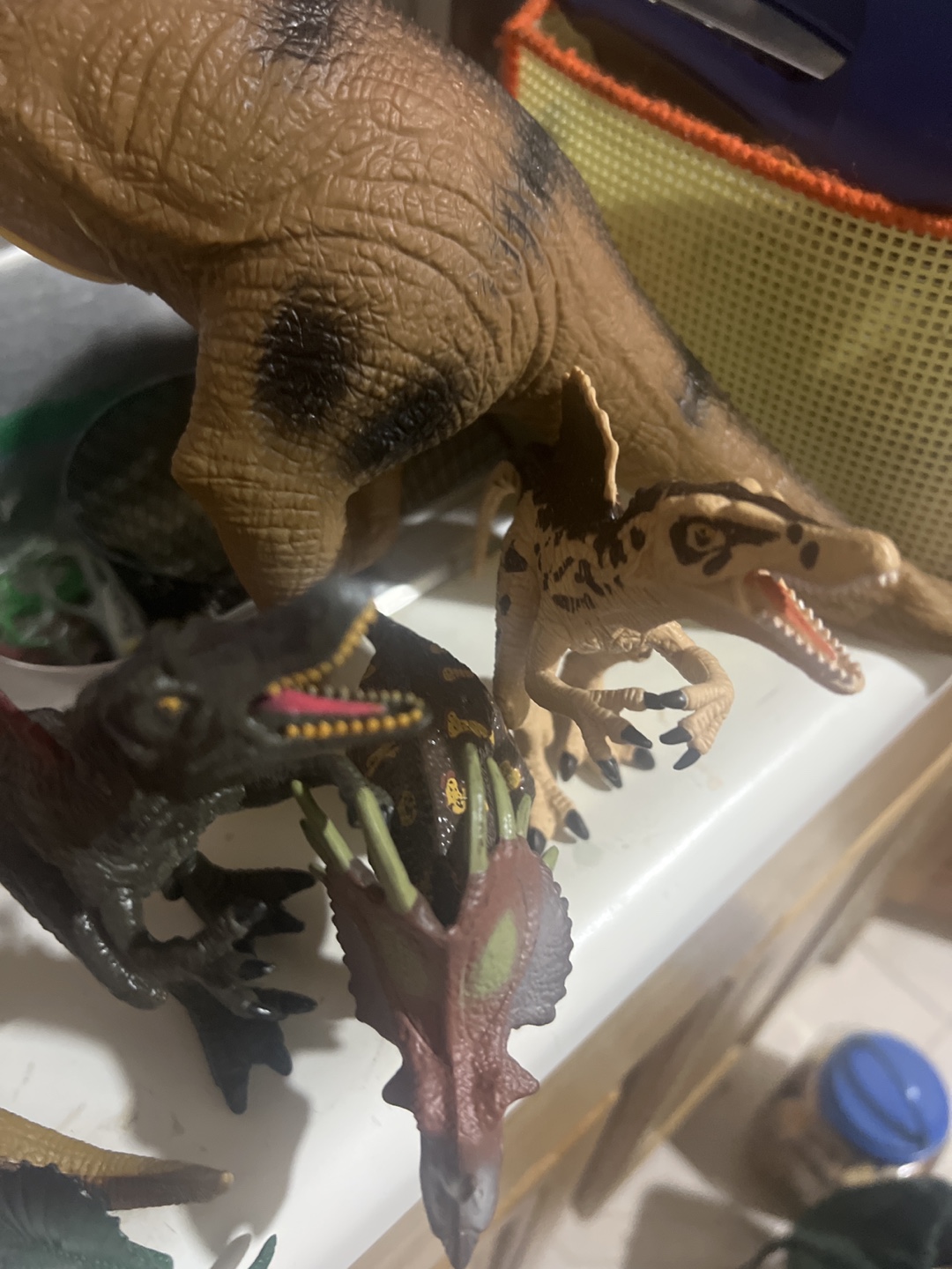 Dinosaur Action Figures - photo 4
