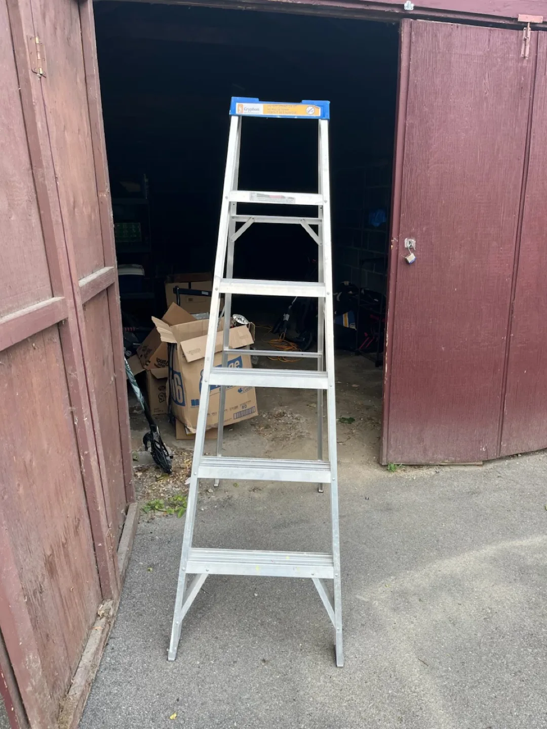 Aluminum step ladder ,Lite Products Inc. Portable Step Ladder thumbnail