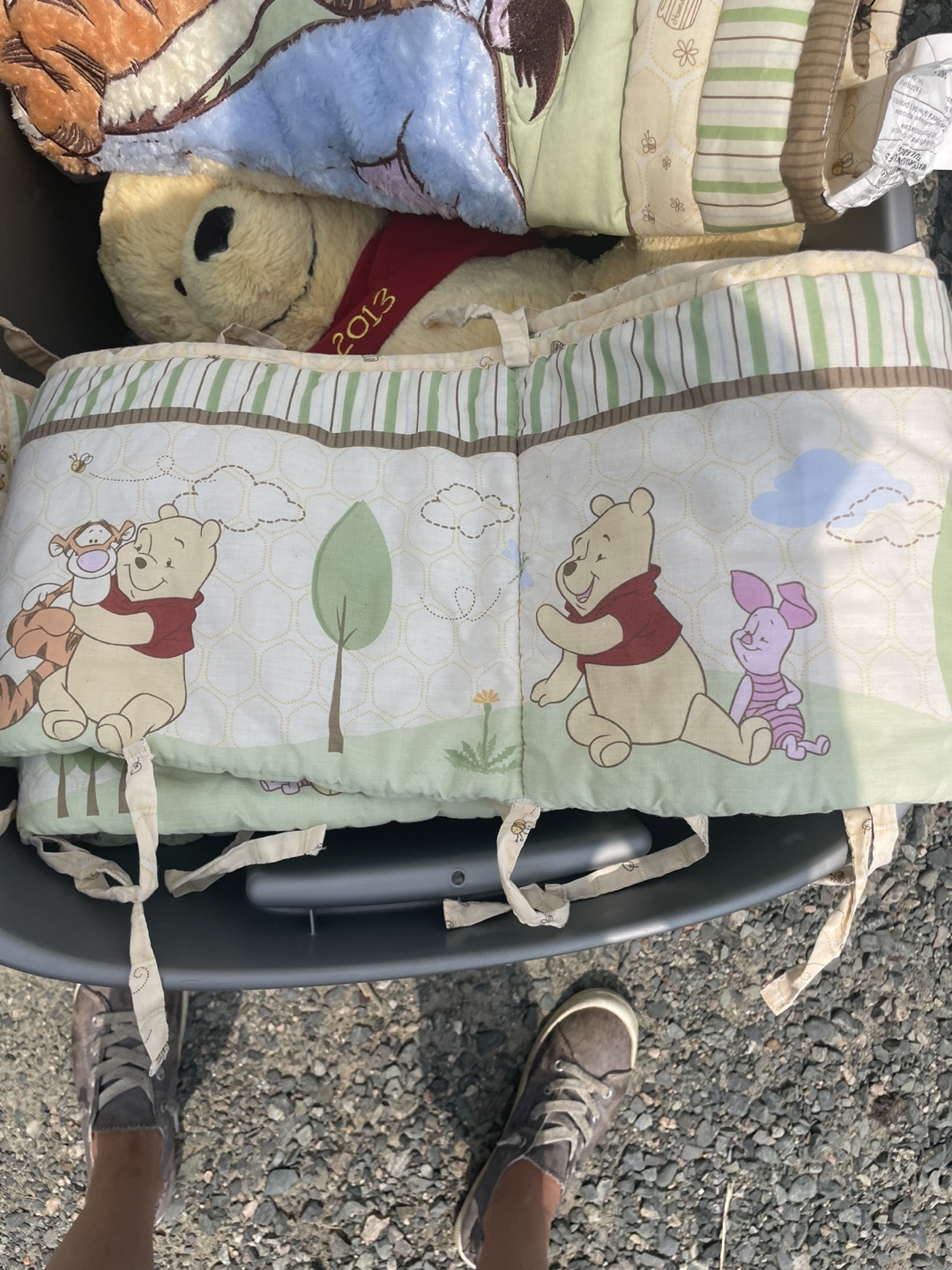 Winnie the Pooh Baby Crib Set - photo 2