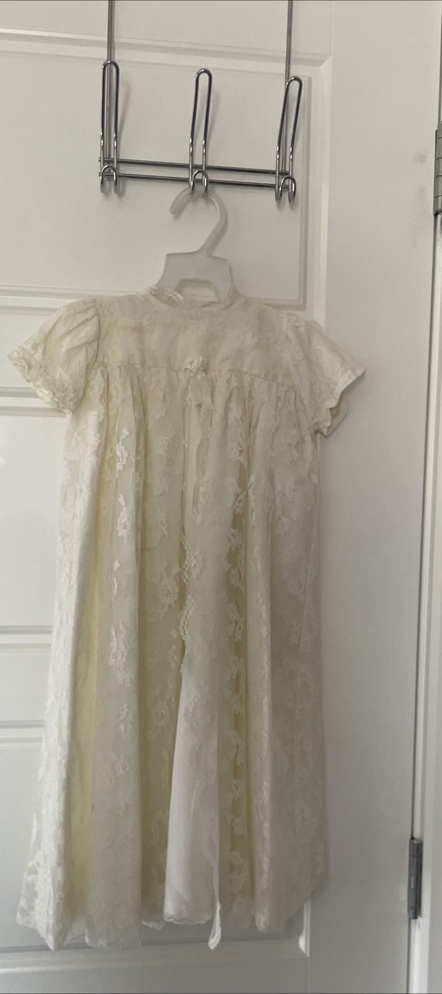 White Vintage Baby Dress with Bonnet 🇨🇦