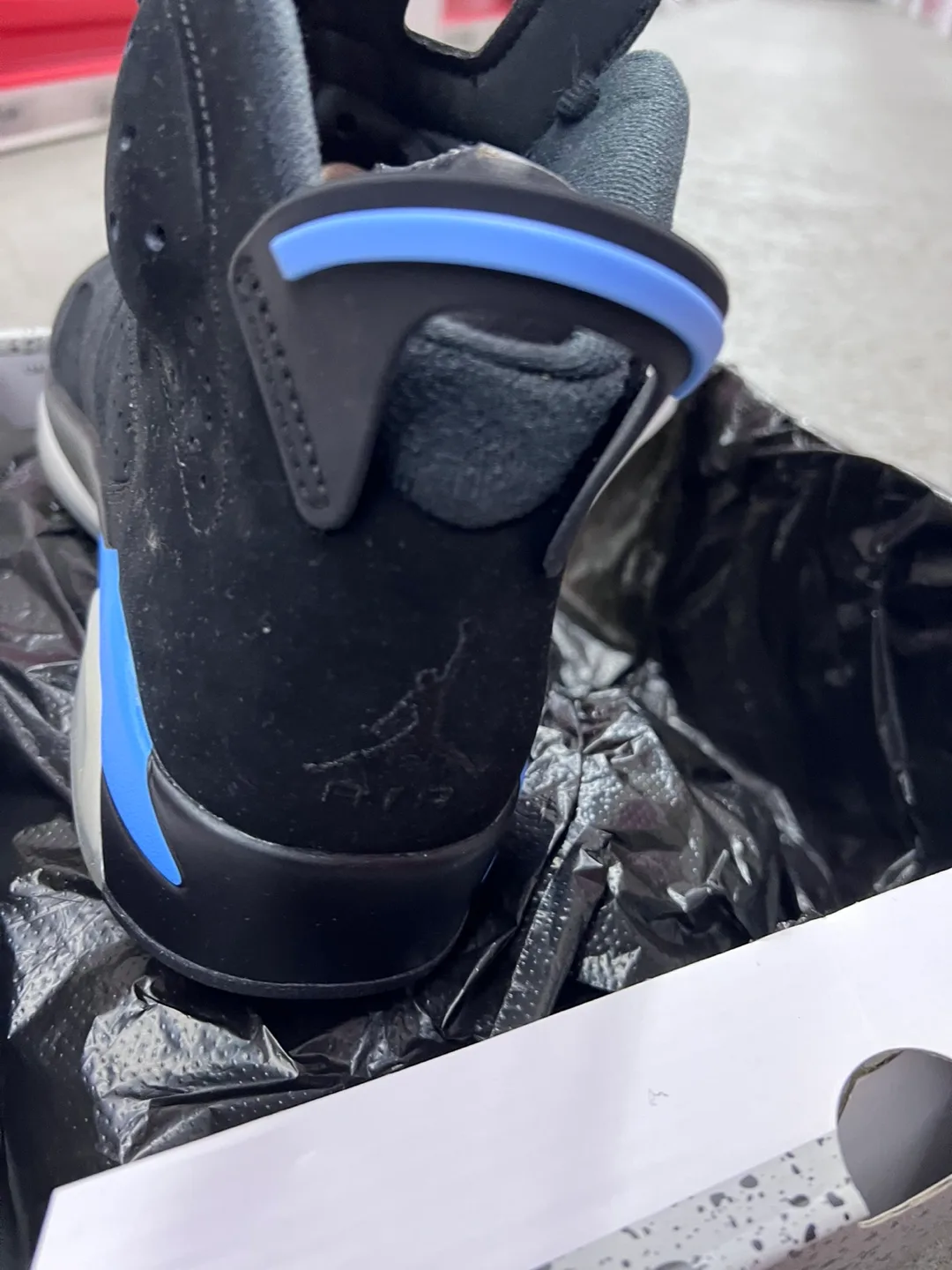 Brand New Air Jordan 6 Retro 'UNC Black'Men's US Size 10 image indicator(5)