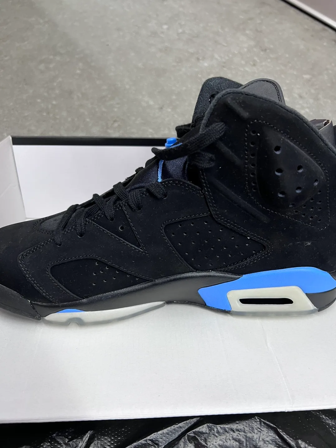 Brand New Air Jordan 6 Retro 'UNC Black'Men's US Size 10 image indicator(7)