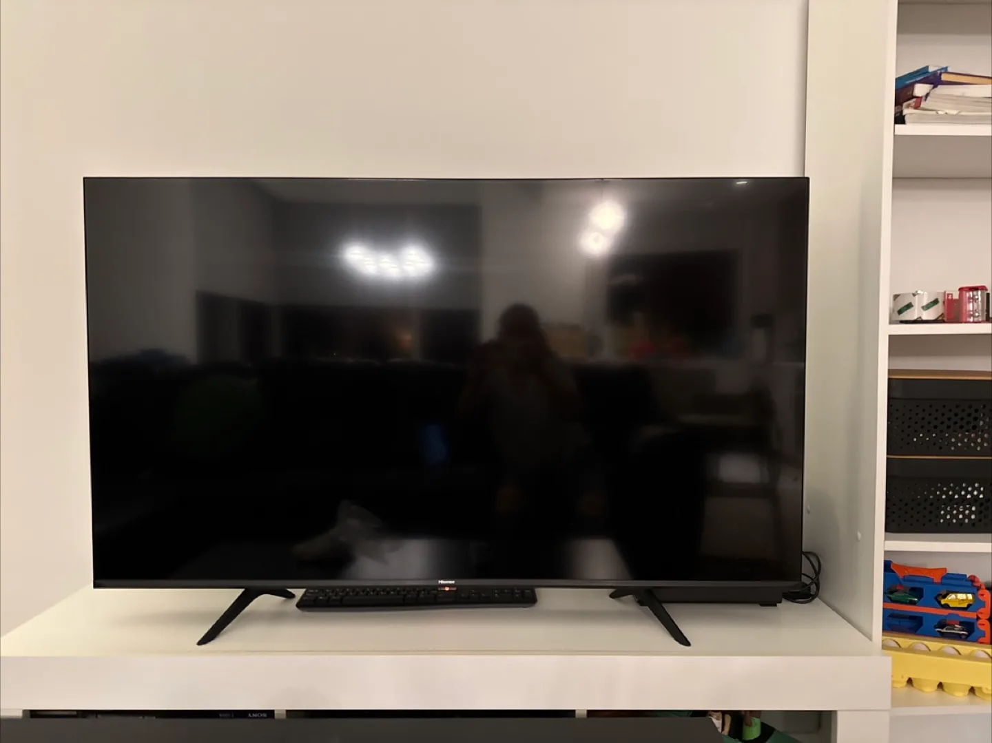 Hisense 55U6G 55-Inch 4K ULED Android TV thumbnail