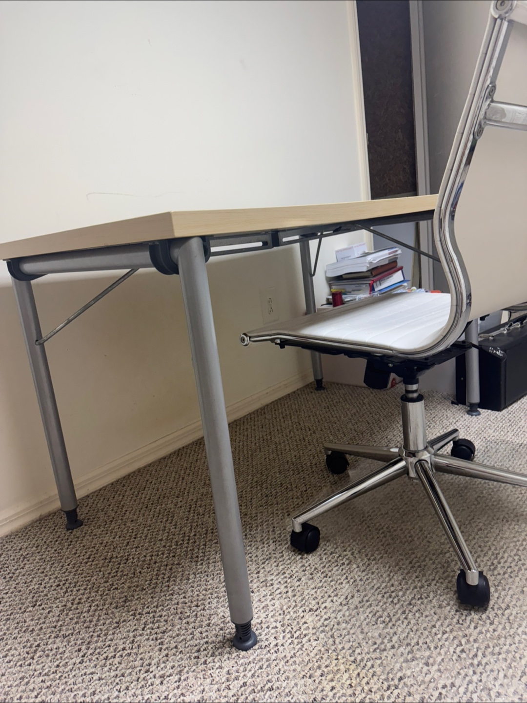 Desk with Chair - photo 3