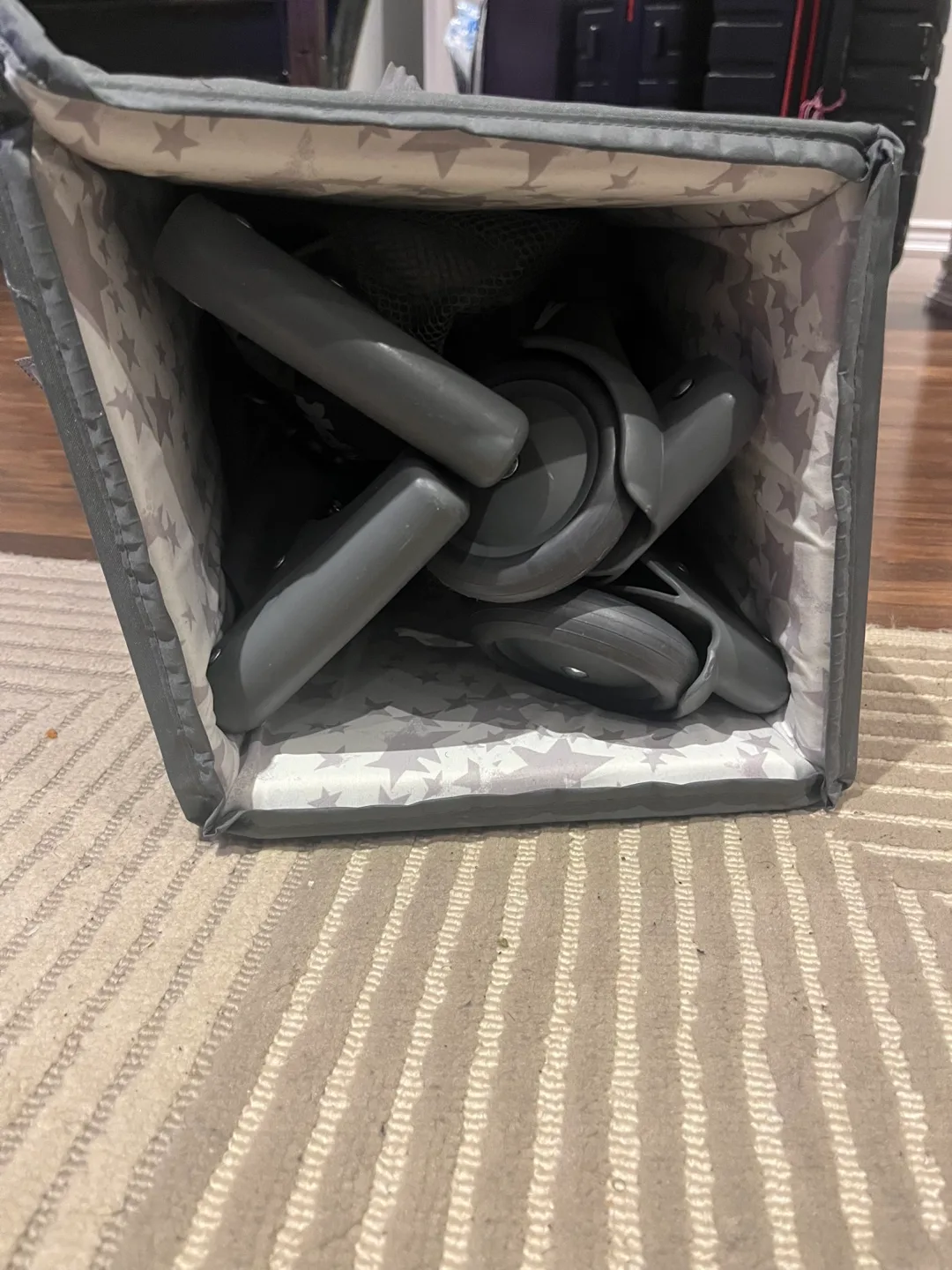 Graco Pack 'n Play Portable Playard image indicator(4)