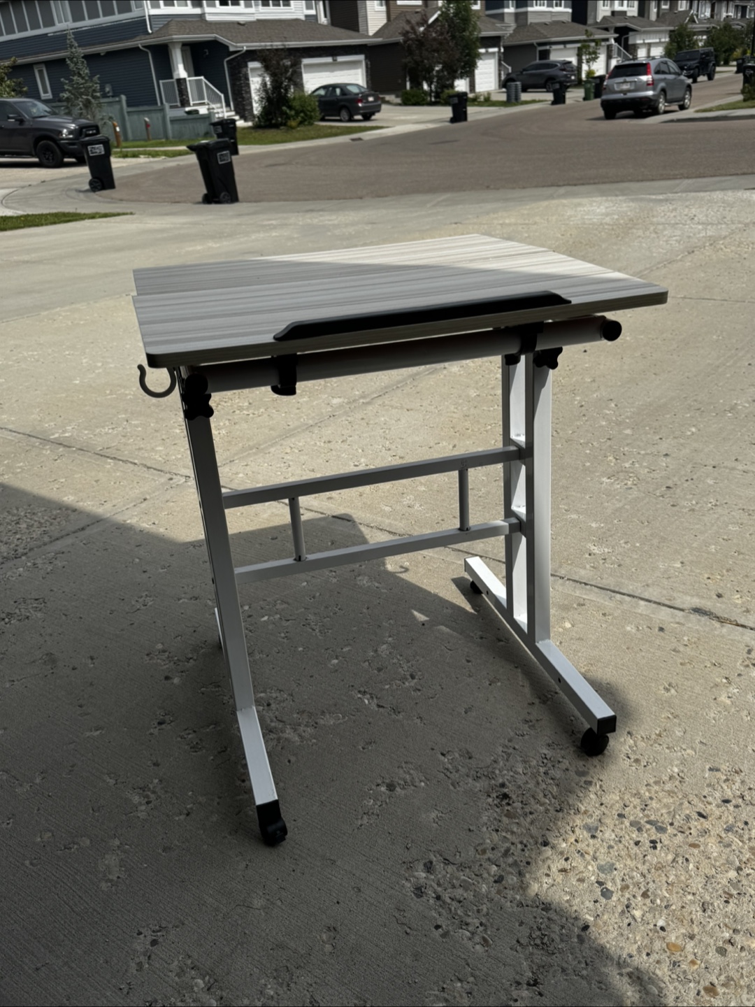 Adjustable Height Laptop Desk