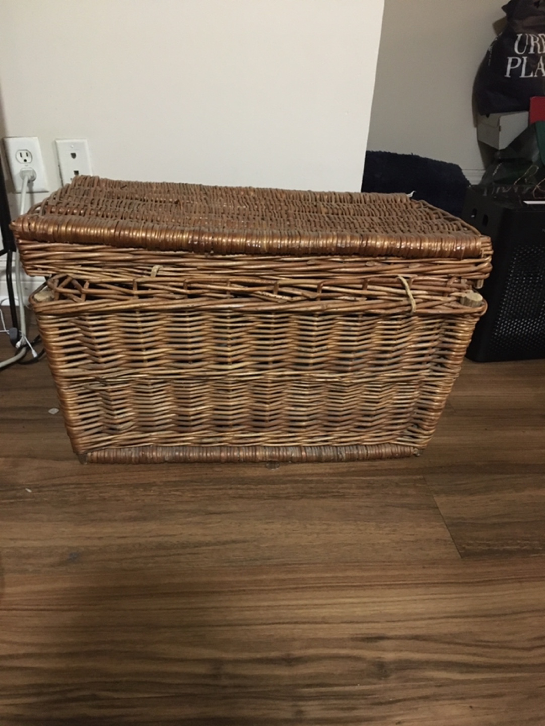 Hamper
