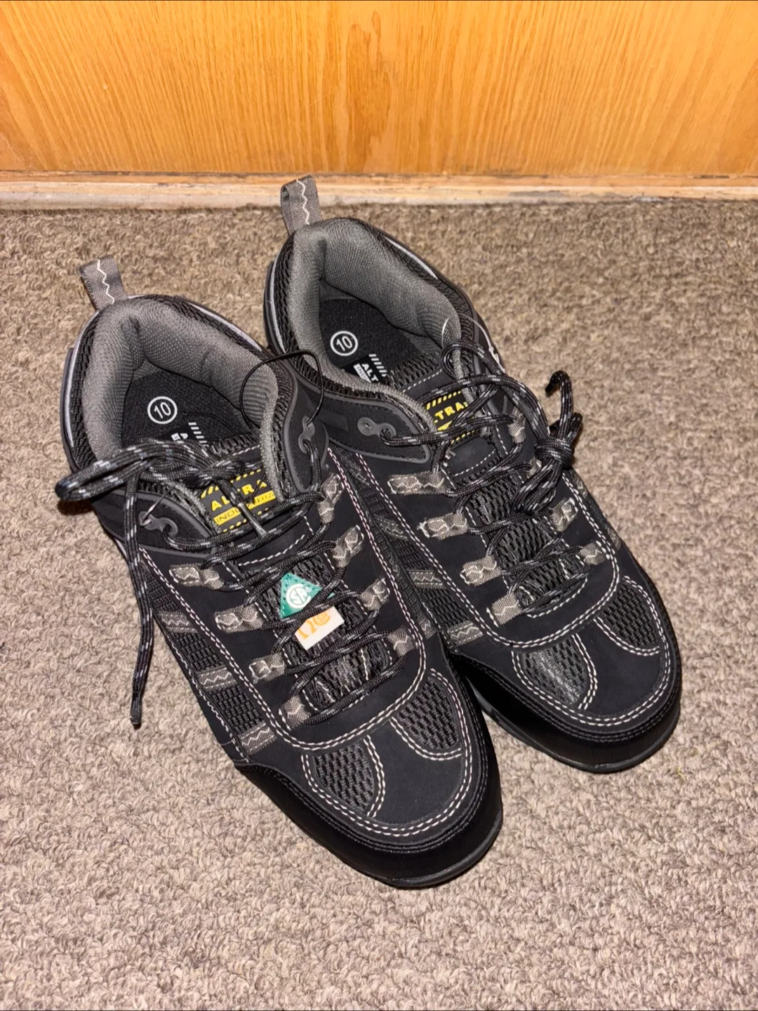 Altra Reliance Men's CSA Low-Cut Steel Toe Safety Hiking Shoes thumbnail