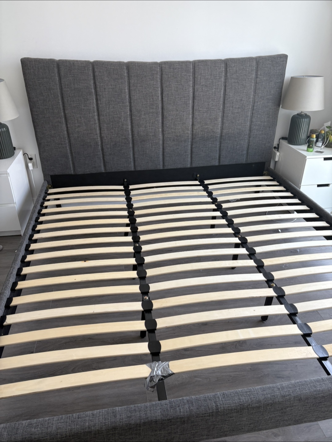 King size Upholstered Platform Bed Frame - Grey