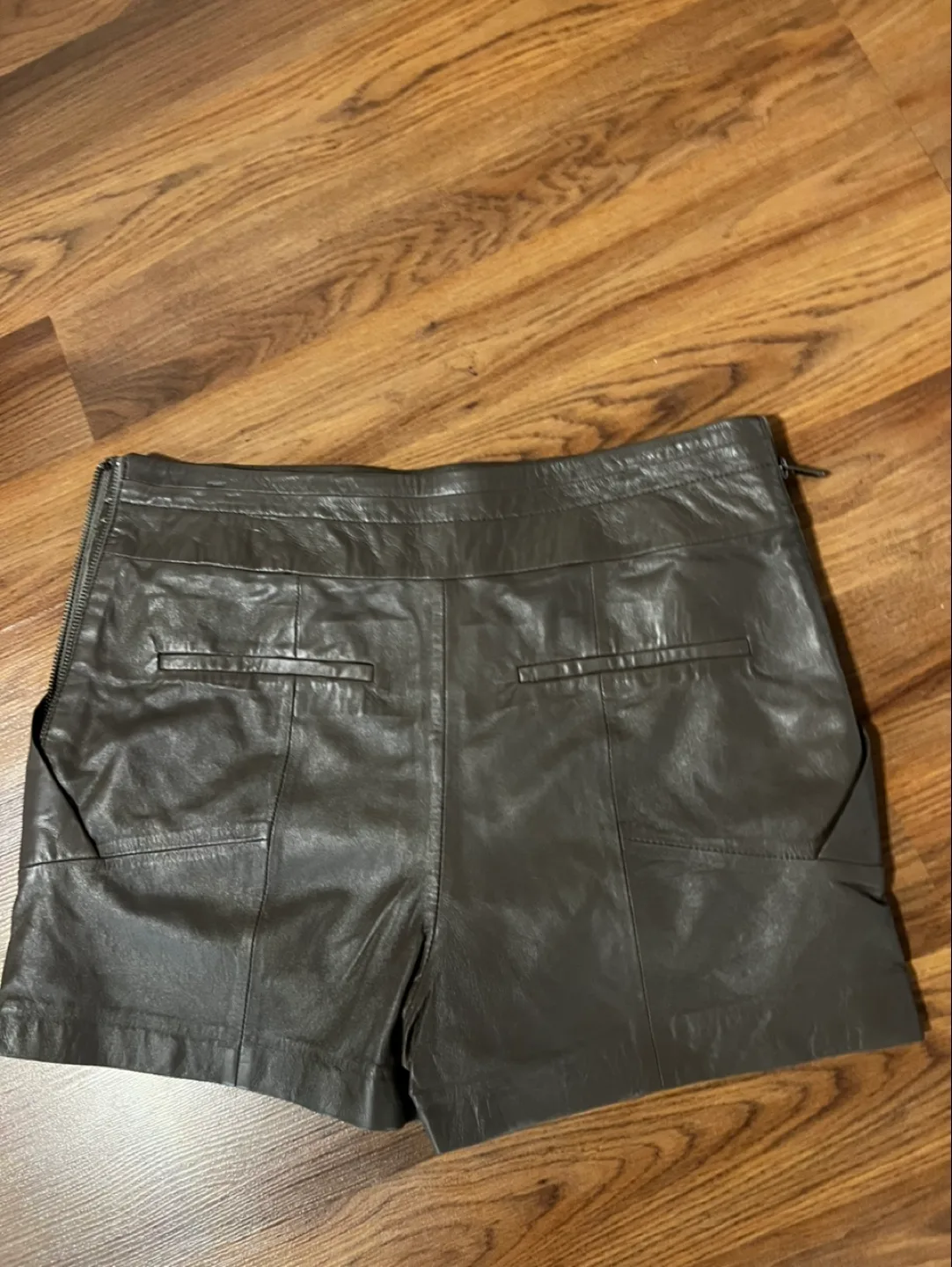 Mackage Genuine Leather Shorts, Size 8 image indicator(5)