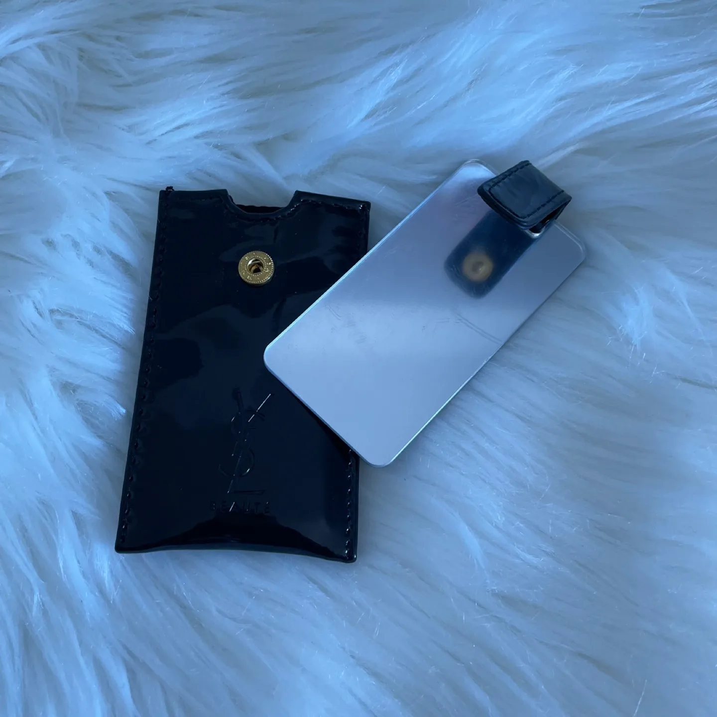 YSL Yves Saint Laurent Black Mirror thumbnail