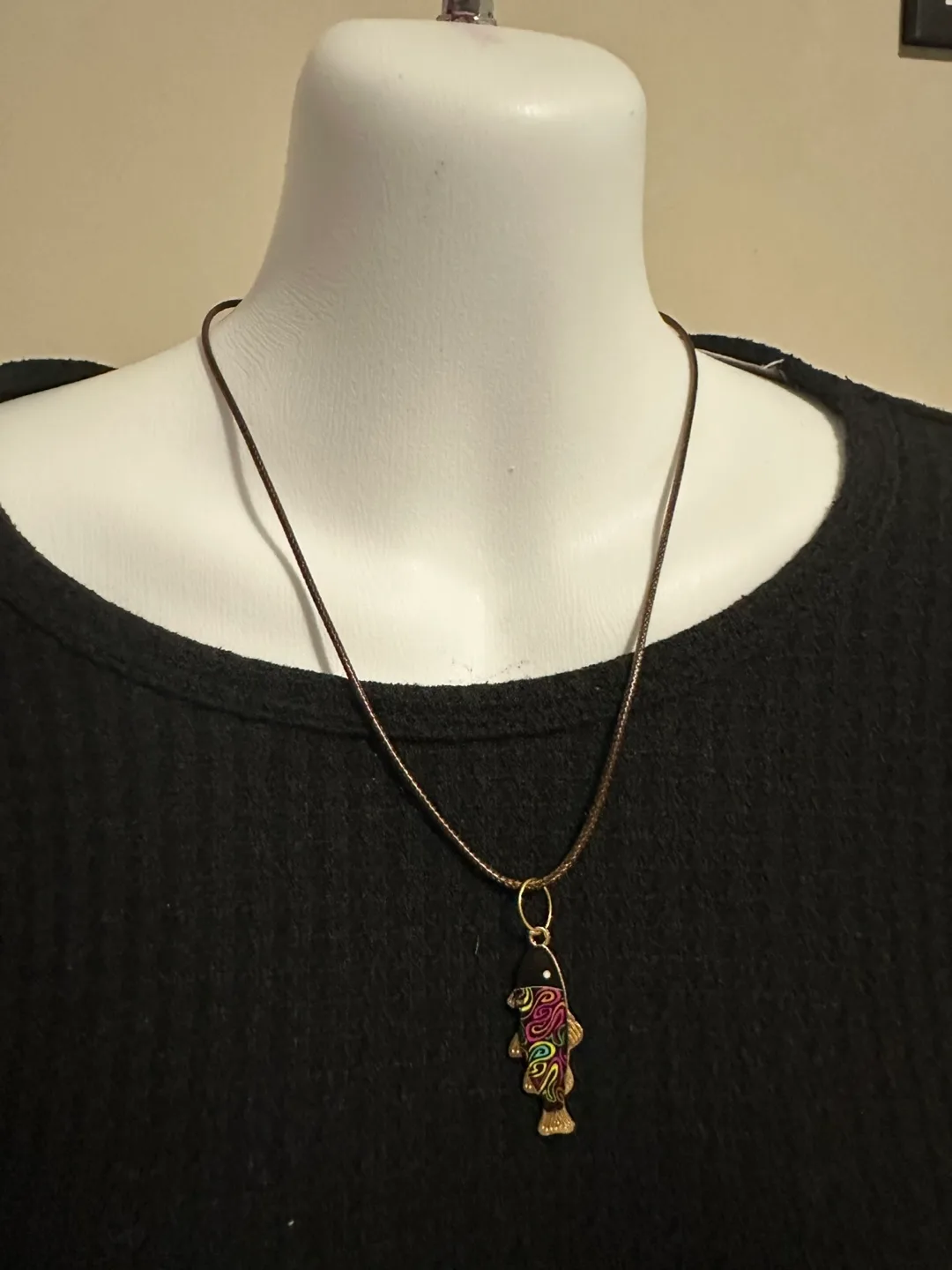 Fish Pendant Necklace thumbnail