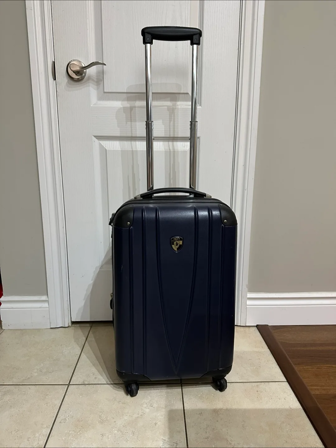 Heys Luggage Carry-on Suitcase thumbnail