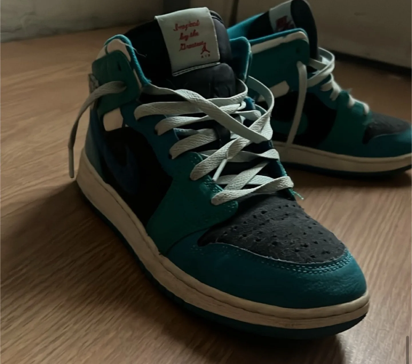 Air Jordan 1 Mid Teal/Black US 6.5Y thumbnail