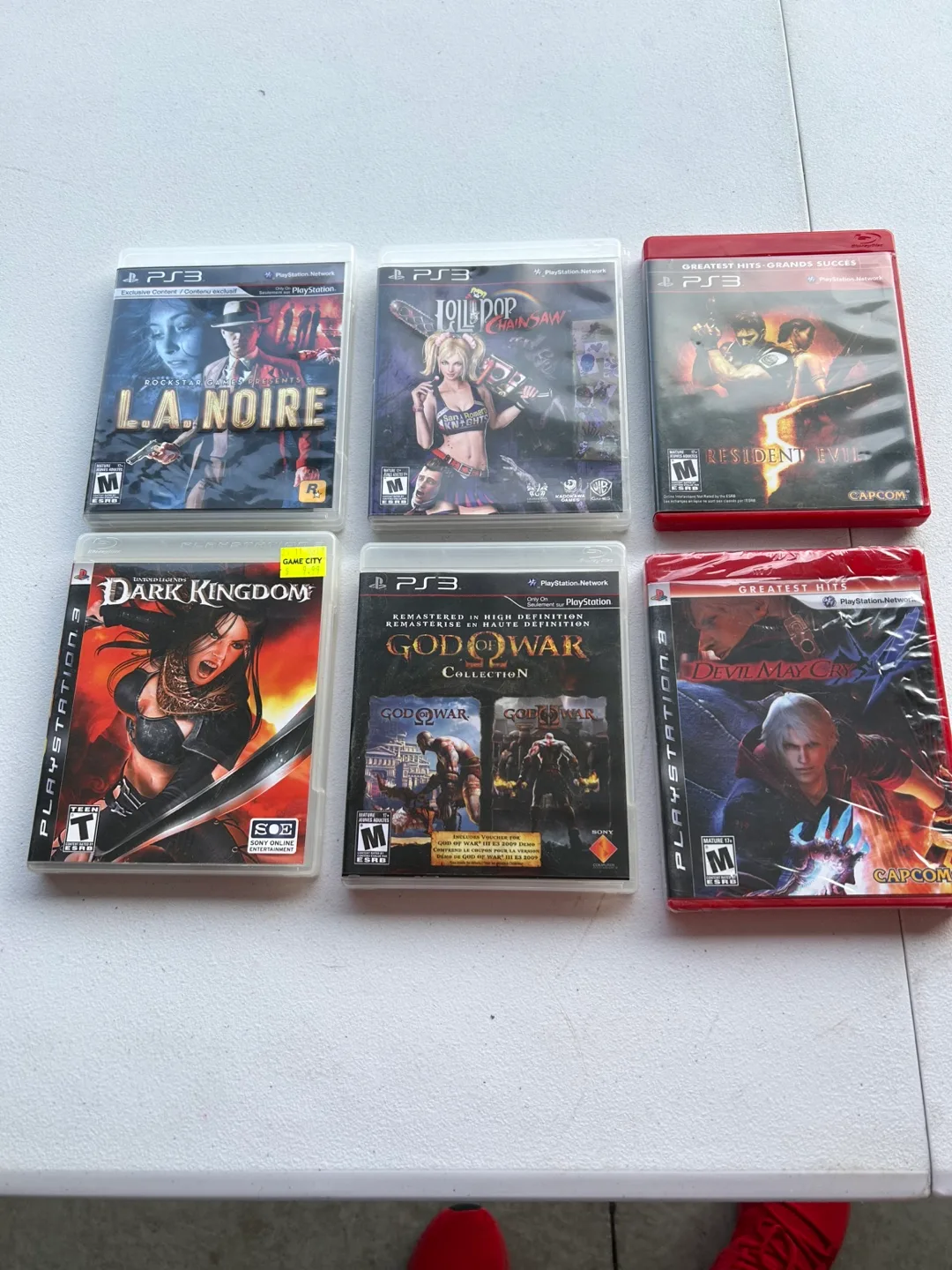 PS3 Games: L.A. Noire, Lollipop Chainsaw, Resident Evil... thumbnail
