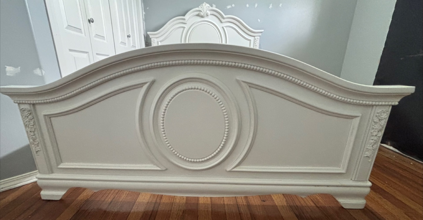 White Ornate Bed Frame-Double/Full - photo 2