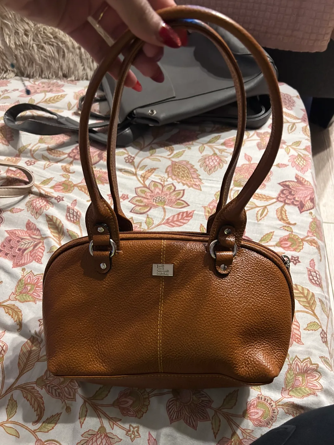 Brown Leather Handbag thumbnail