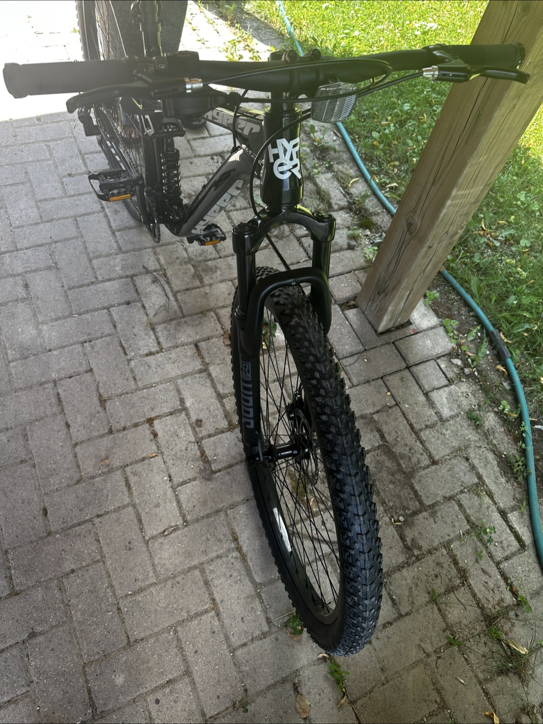 Hyper Viking Trail Pro Mountain Bike - Black - photo 4