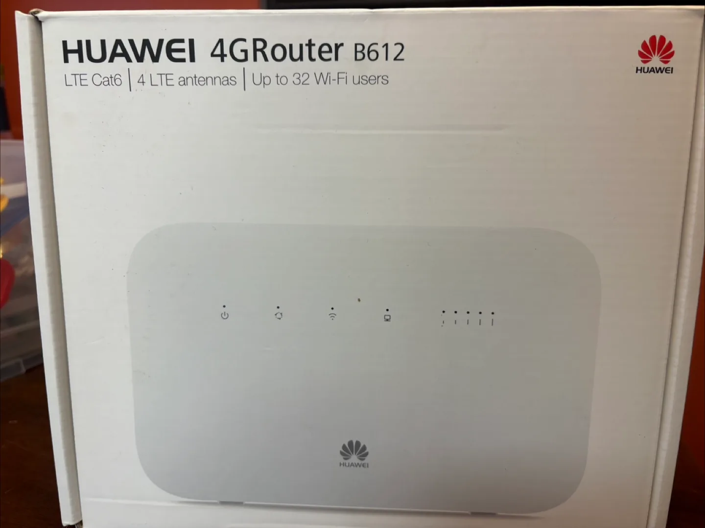Huawei 4G Router B612 - Like New! thumbnail