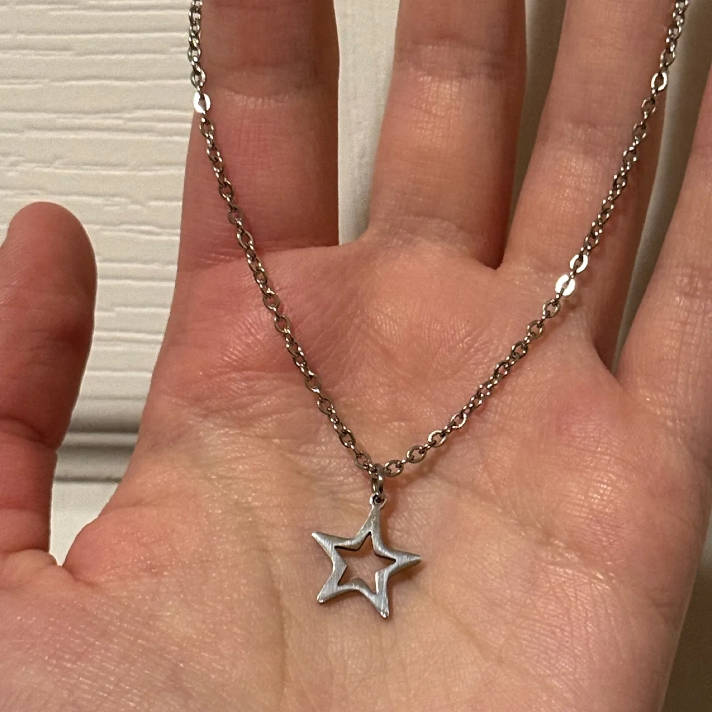 Star Necklace thumbnail