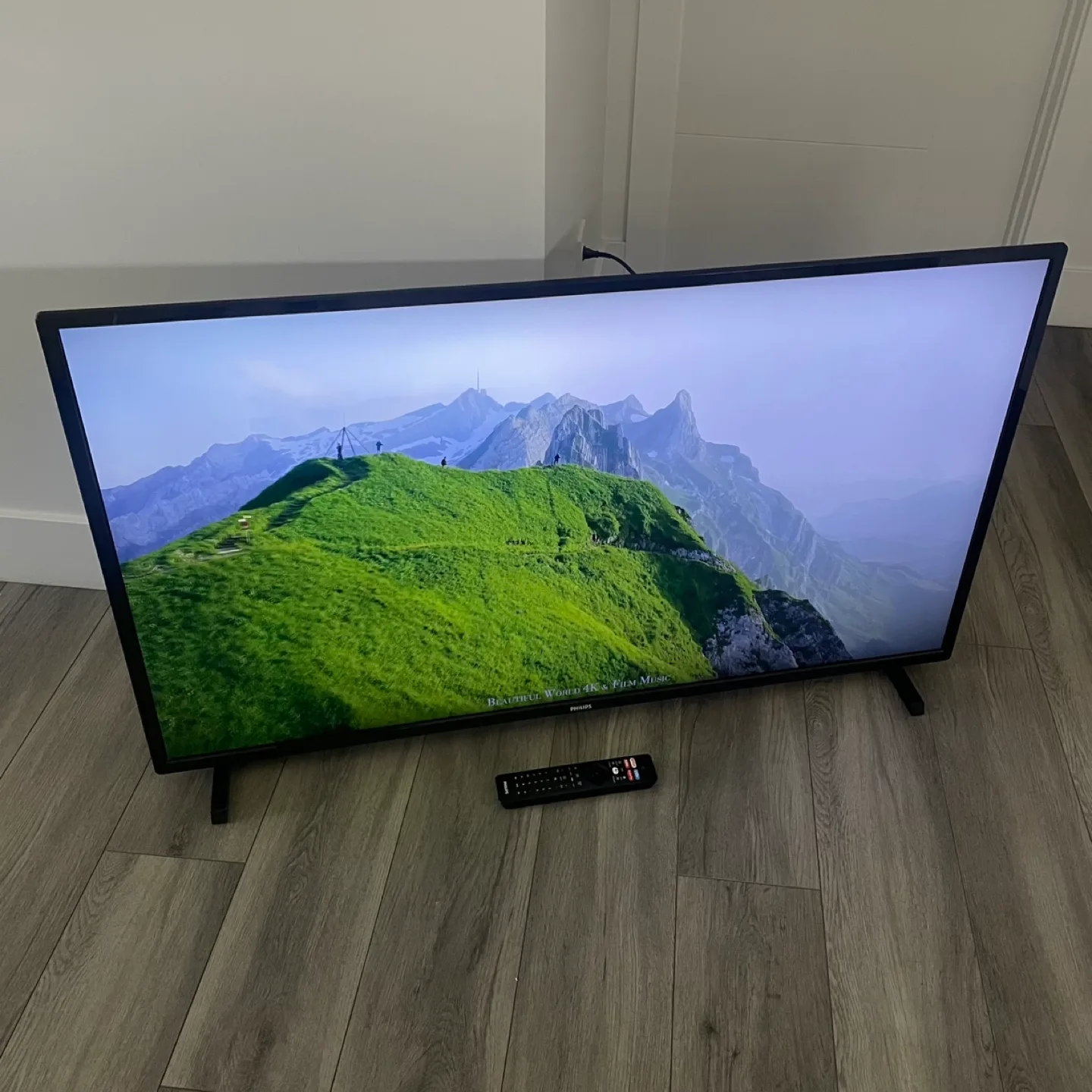 50" 4K Smart TV thumbnail