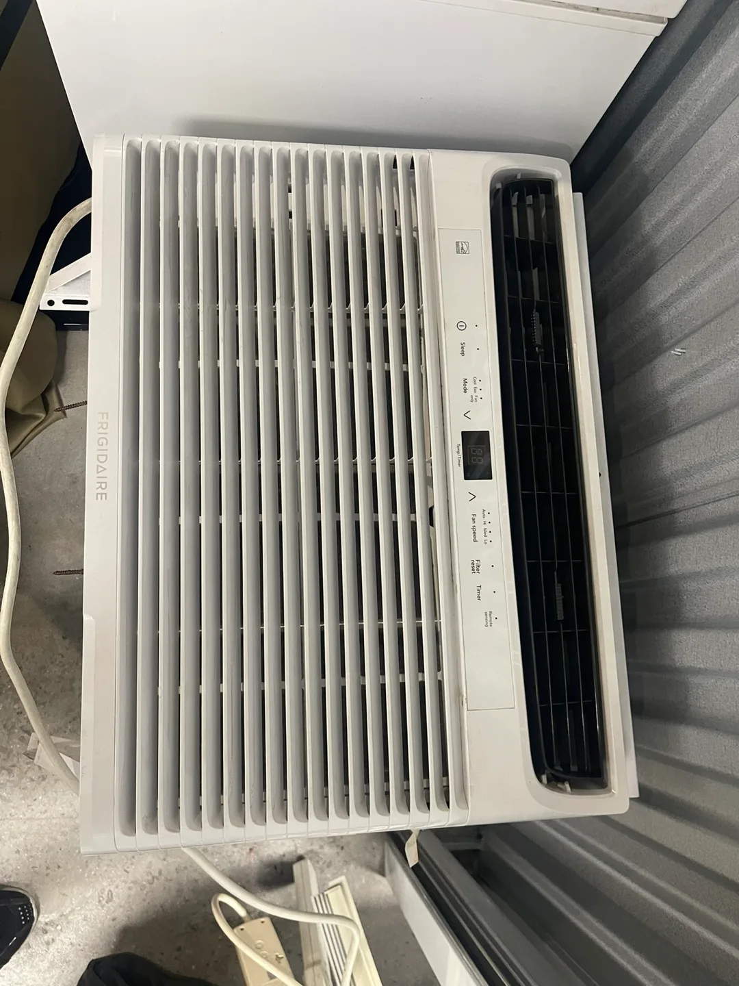 Frigidaire Window Air Conditioner thumbnail