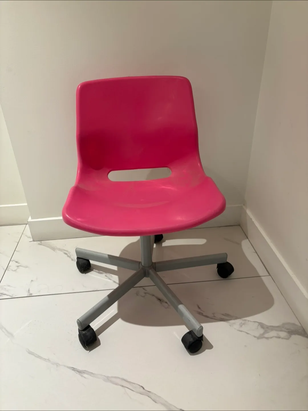 Pink Swivel Desk Chair thumbnail