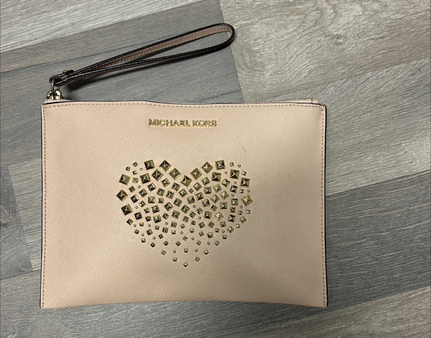 Ballet core - Vintage Michael Kors Pink Wristlet