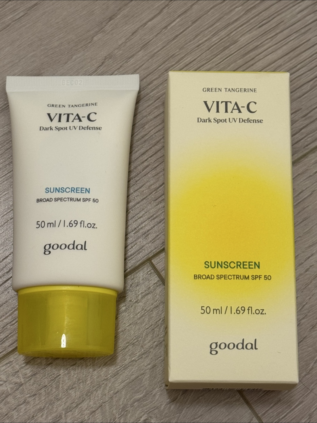 Goodal Green Tangerine Vita C  Sunscreen SPF 50