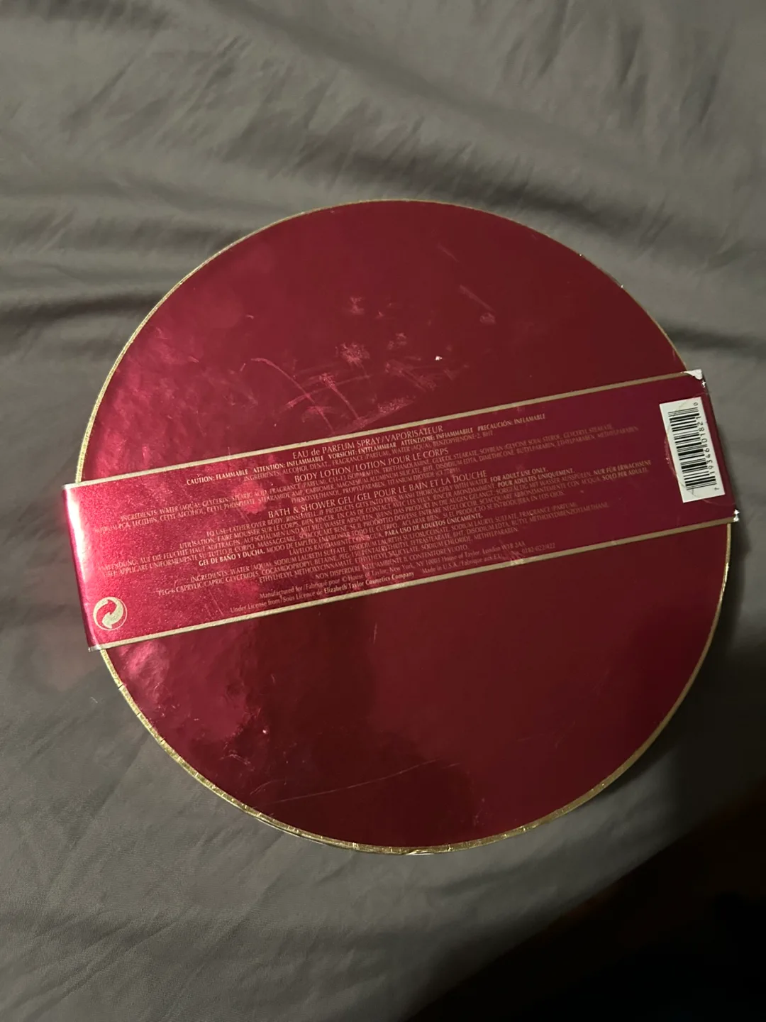 Forever Elizabeth Taylor Gift Set image indicator(4)