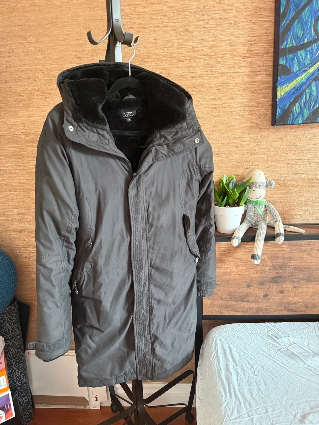 Insulated Black Winter Coat - Size M (Aritzia Dupe) thumbnail
