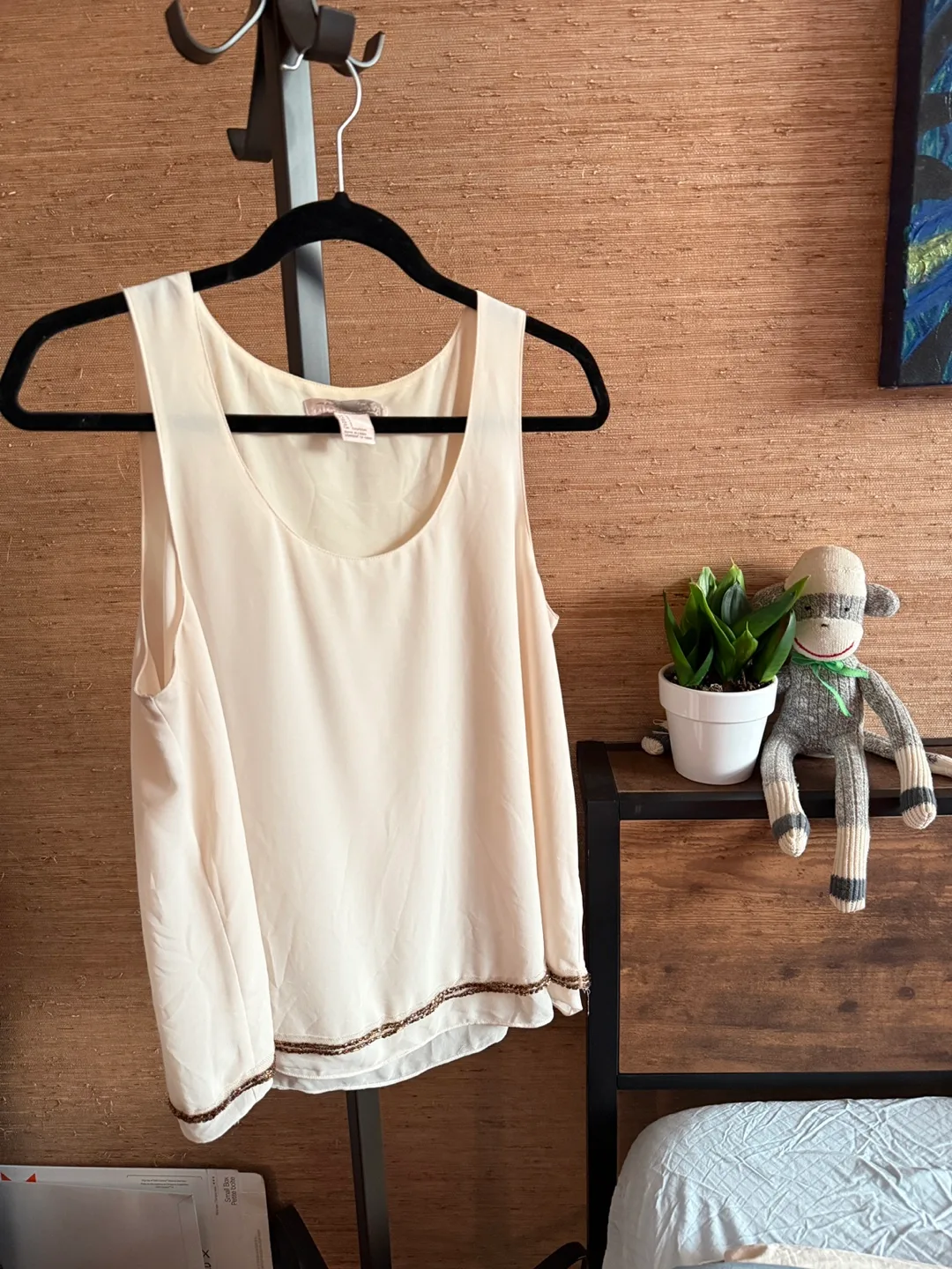 Cream Sleeveless Tank Top - Size L thumbnail
