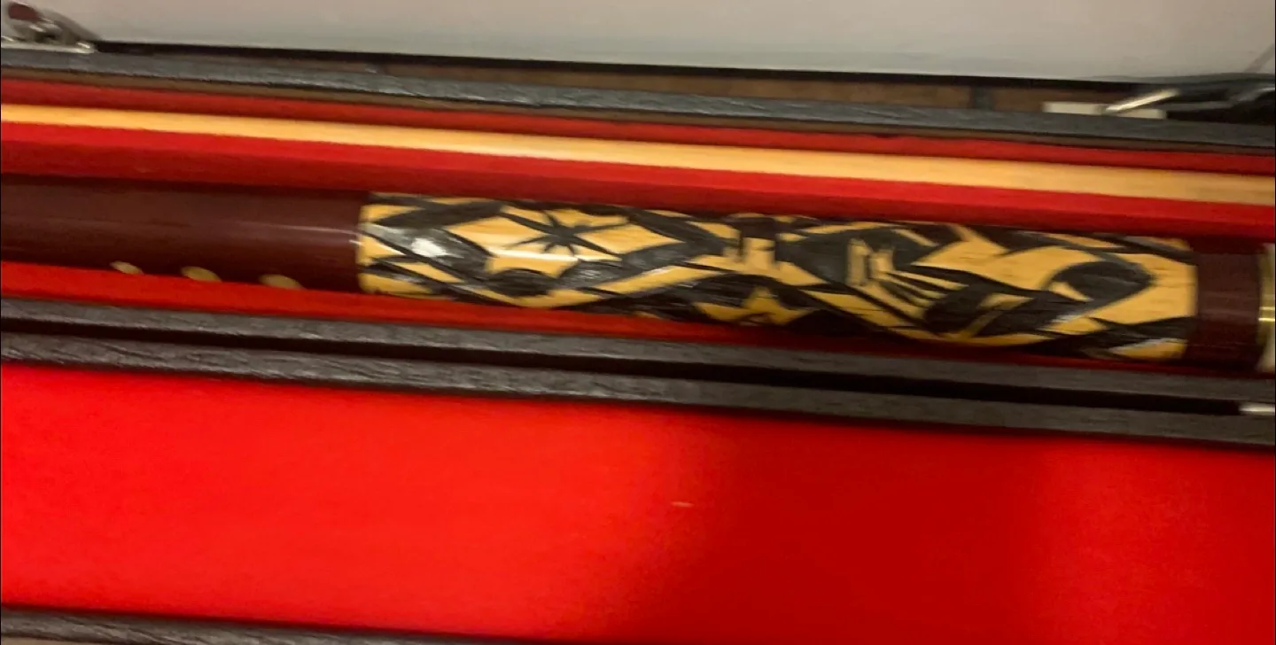 Cue Billiard Vintage Pool Stick Hand Carved Inlaid With Case image indicator(5)
