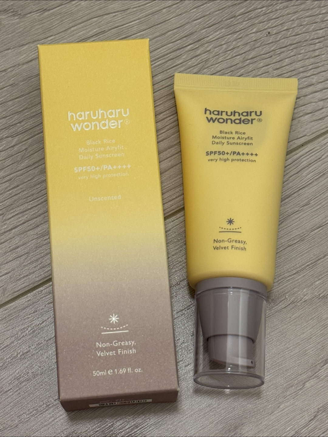 haruharu wonder Black Rice Sunscreen - 50ml - photo 4
