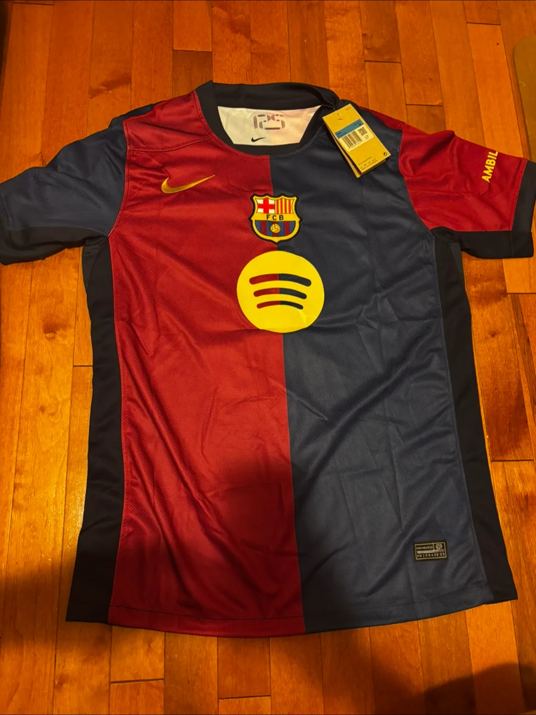 24/25 Barcelona Jersey - Lamine Yamal #19 thumbnail