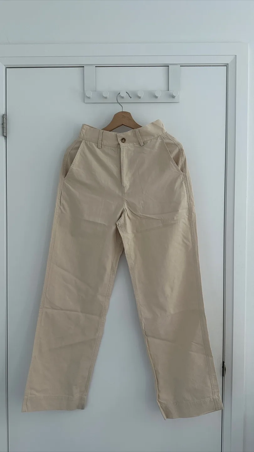 Beige colour 100%cotton material Pants image indicator(2)