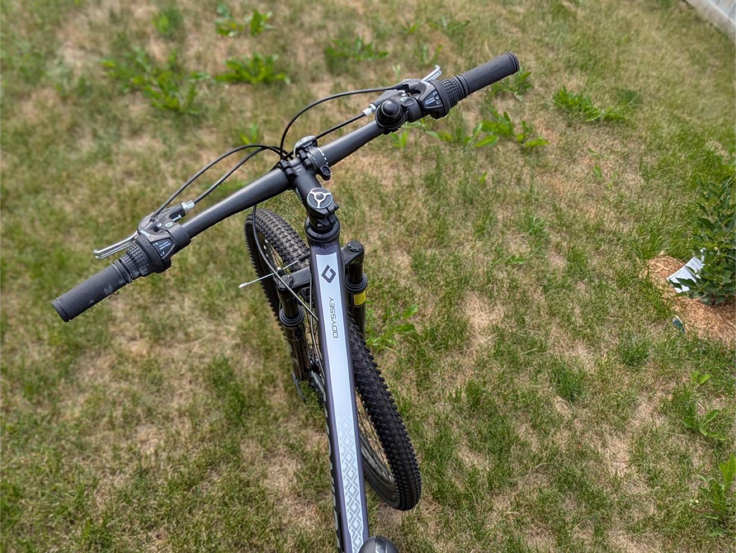 Diamondback Odyssey Mountain Bike - photo 3