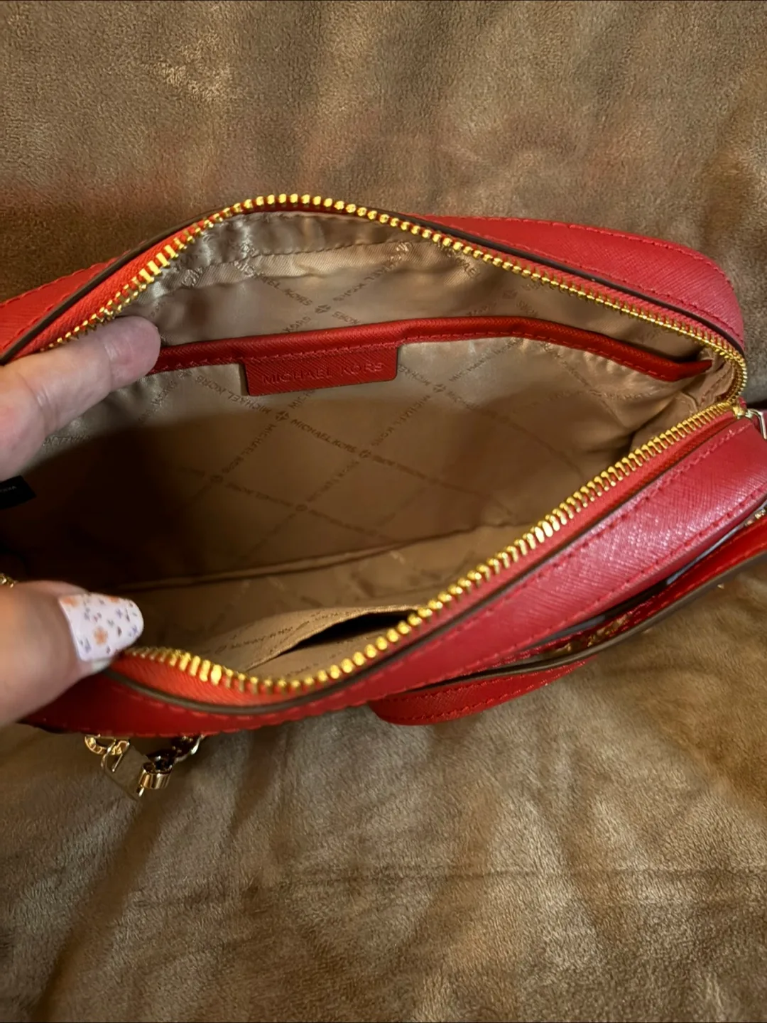 Michael Kors Jet set Large Crossbody Saffiano Leather Bag image indicator(5)