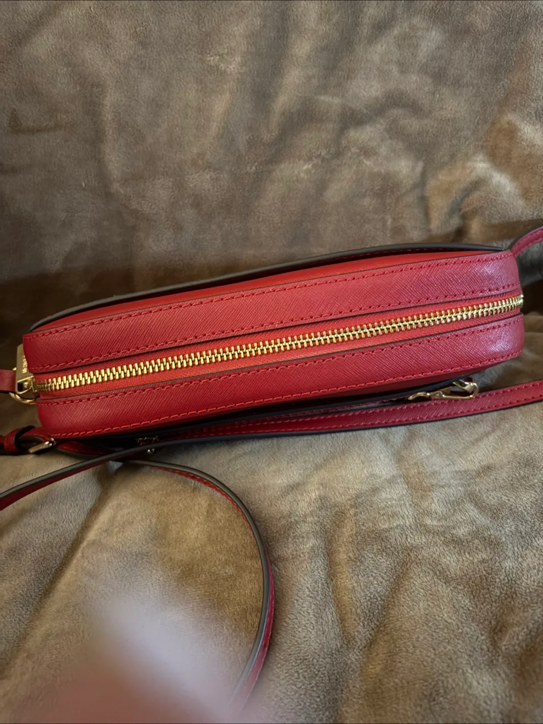 Michael Kors Jet set Large Crossbody Saffiano Leather Bag image indicator(3)