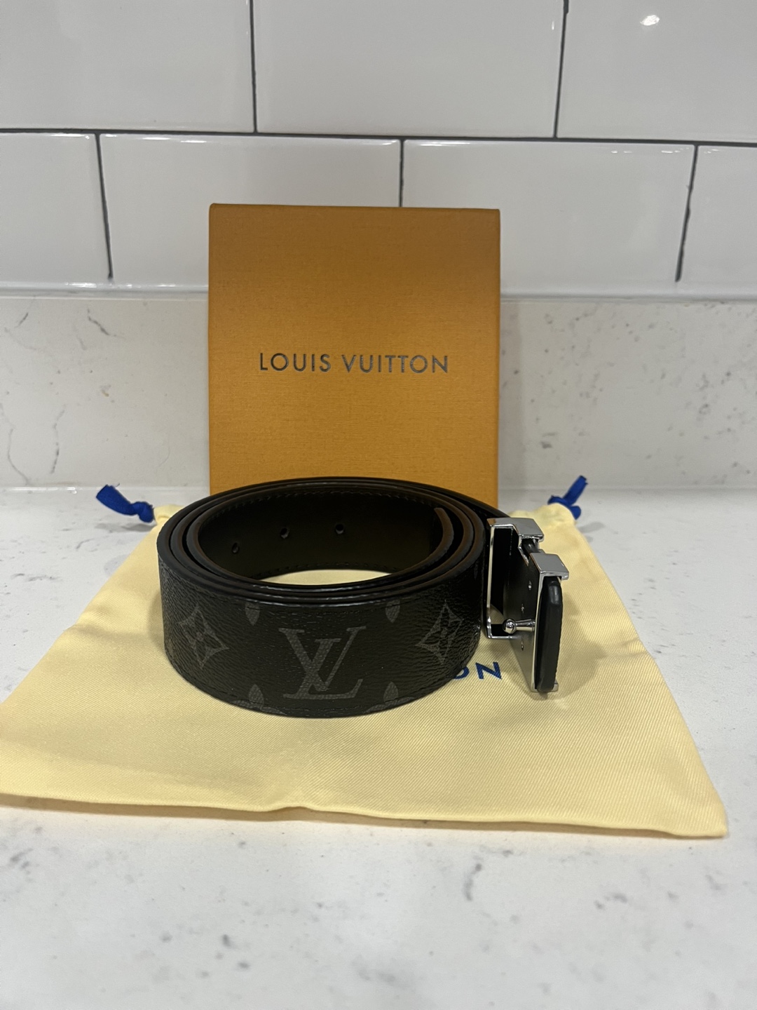 Louis Vuitton Monogram Eclipse Reversible Belt - photo 2