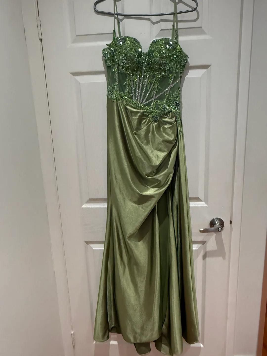 Green evening dress thumbnail