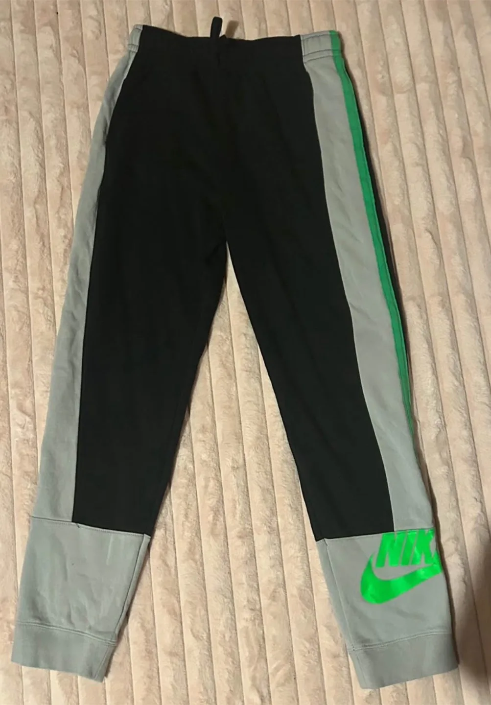 Kids Nike Black/Grey/Green Track Pants thumbnail