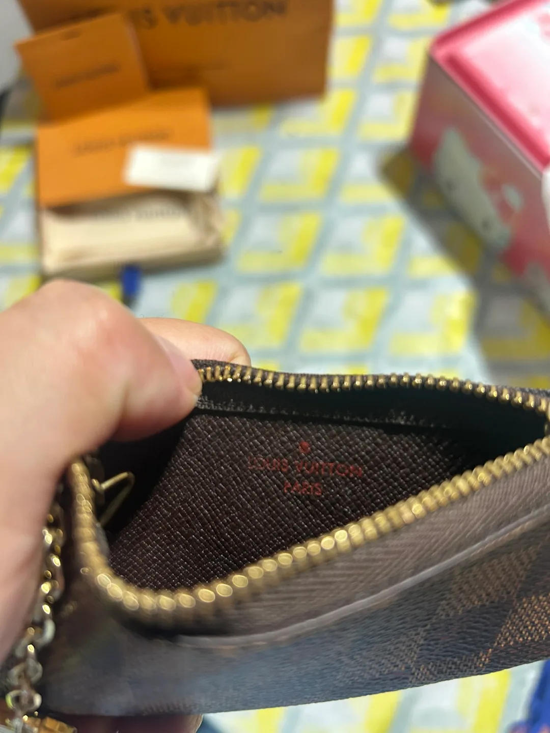 Louis Vuitton Key Pouch Damier Ebene image indicator(3)