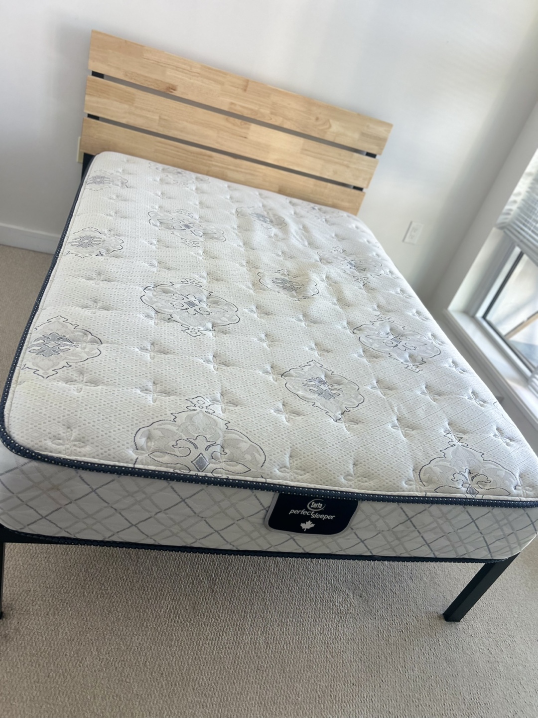 Serta Perfect Sleeper Mattress and Bed Frame - photo 2