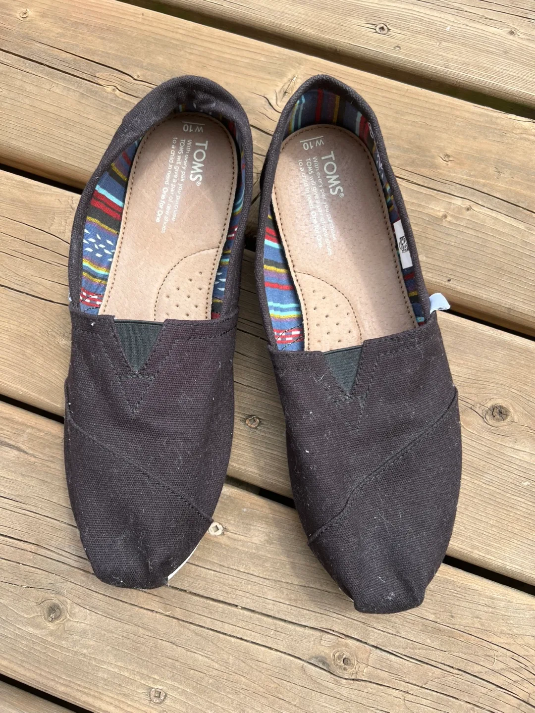 TOMS Black Canvas Women's Shoes - Size 10 thumbnail