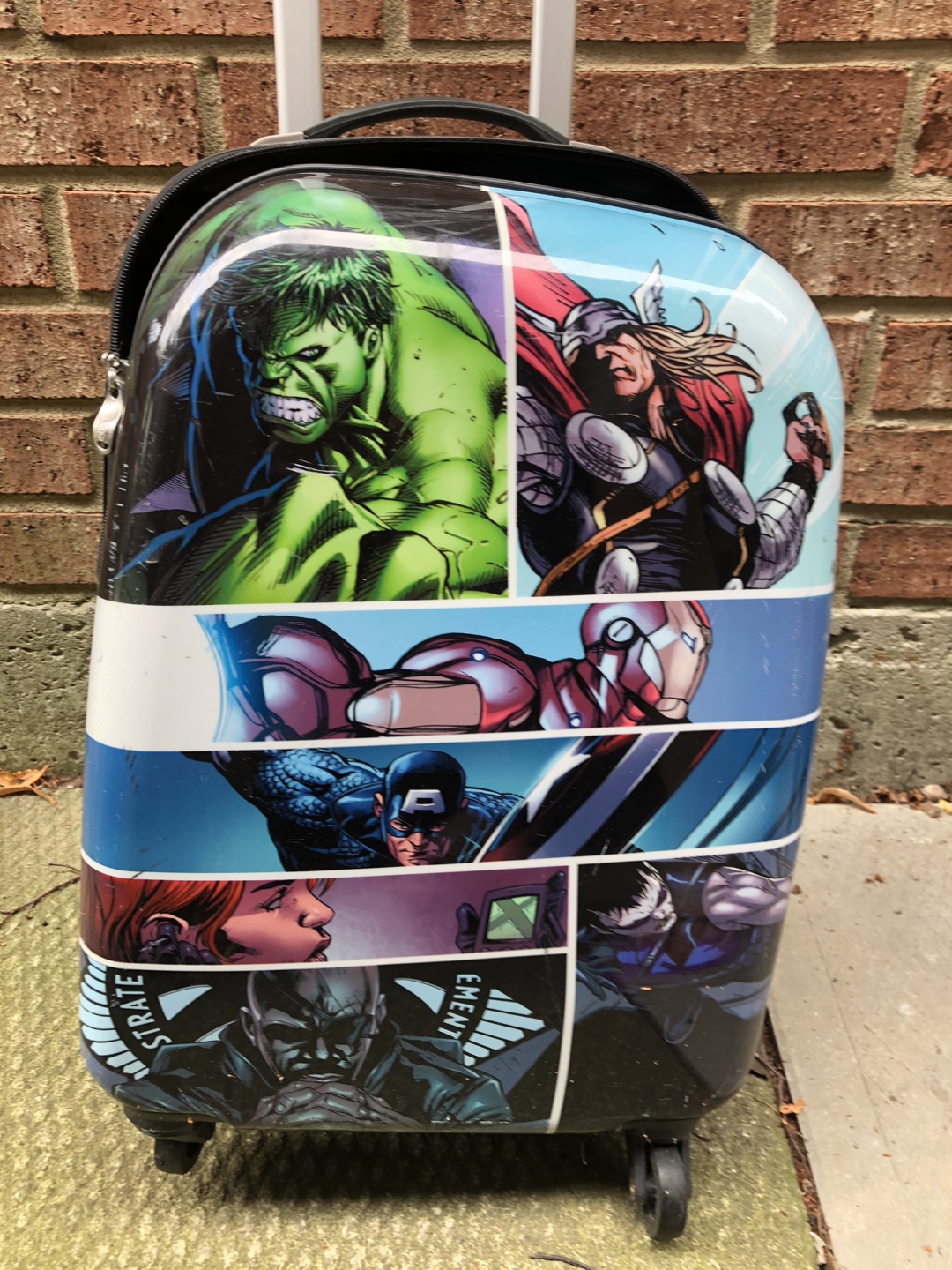 Marvel Avengers Kids Rolling Luggage Suitcase