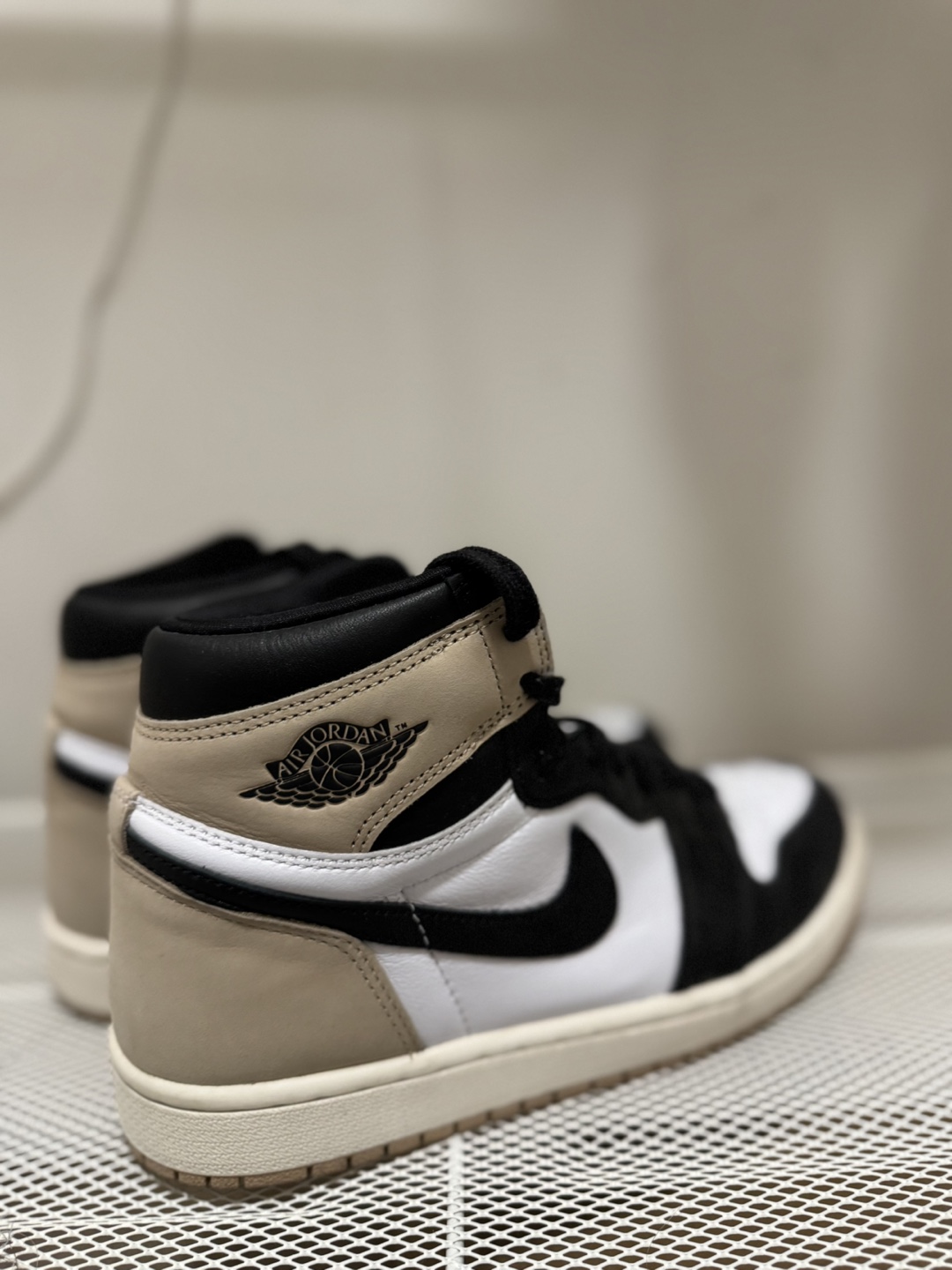 Air Jordan 1 Retro High OG 'Panda' Women's