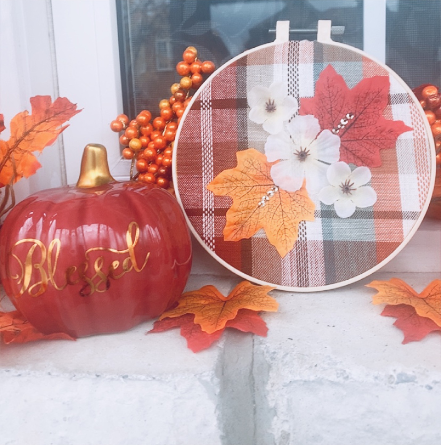 Handmade Embroidery Hoop Art - photo 4